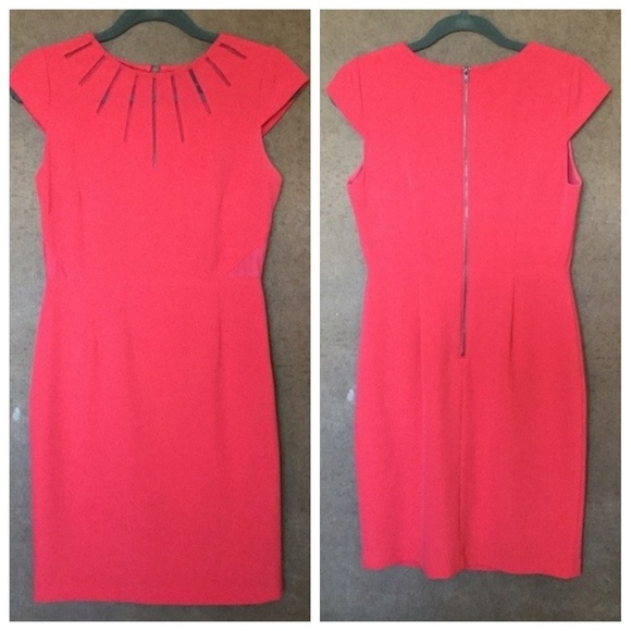 Adrianna Papell Dresses & Skirts - MOVING SALE! Like new Adrianna Papell dress